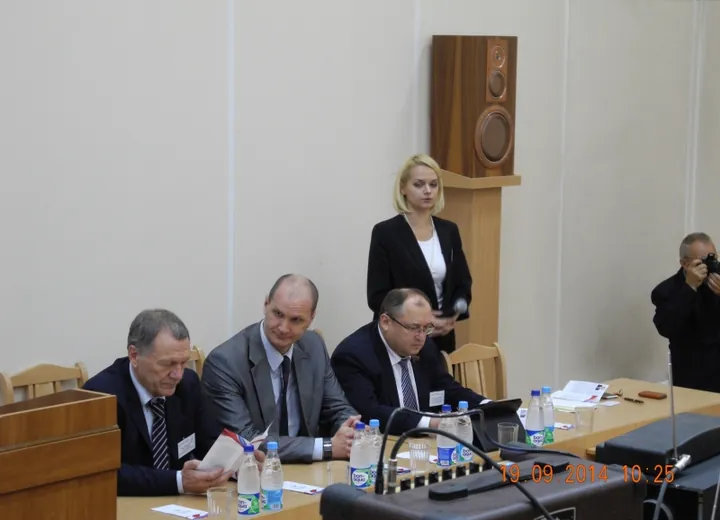 ООО НПО "АБТ" выступило на научно-практической конференции "Зеленые стандарты в ЖКХ" с докладом : "Биологическая реабилитация водных экосистем в городской среде"